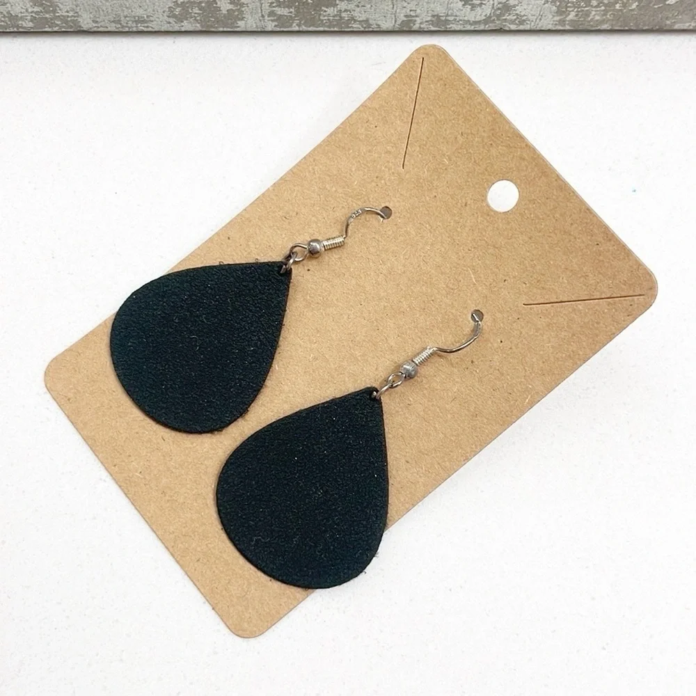 Teardrop hand made earrings